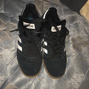 Adidas busenitz